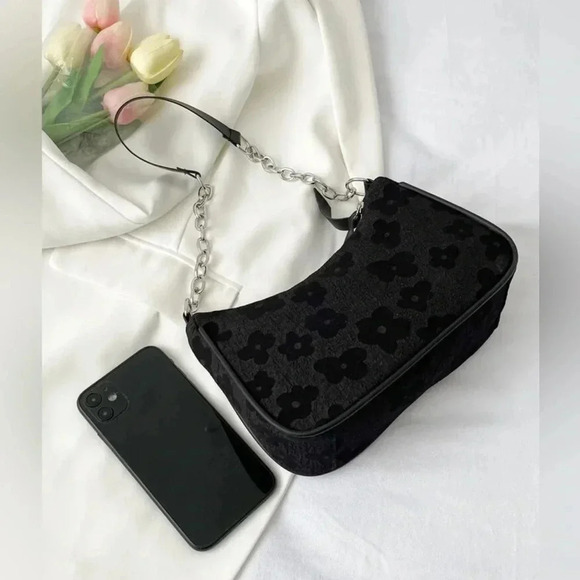 NWOT Chic Floral Pattern Chain Hobo Style Make-Up Bag - Picture 6 of 6
